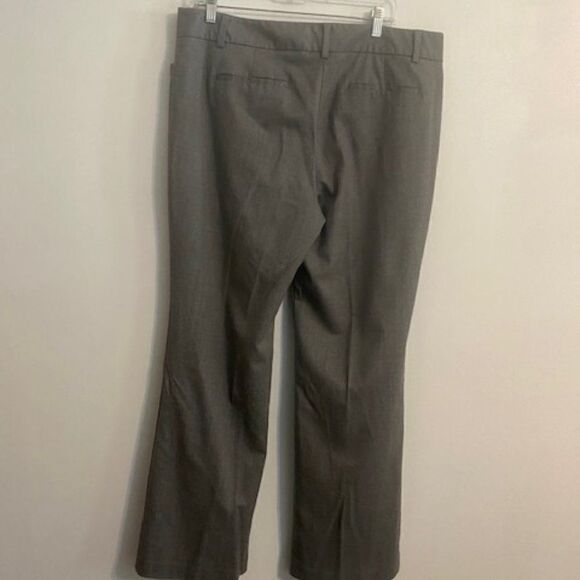 Ann Taylor Gray Signature Wool blend pants, size 14 - Picture 2 of 3
